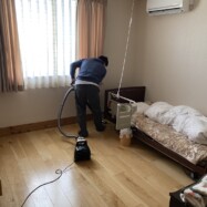 千手の華こねくとの作業風景